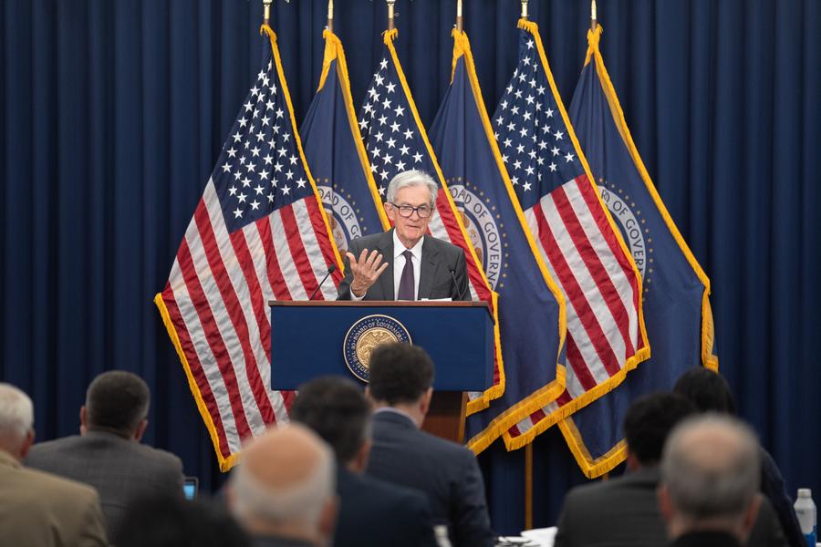 U.S. Fed leaves interest rate unchanged despite pressure from White House